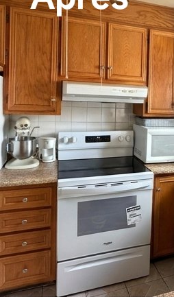 Exemple avant/après nettoyage de cuisine avant emménagement à Villeurbanne — résultat après intervention